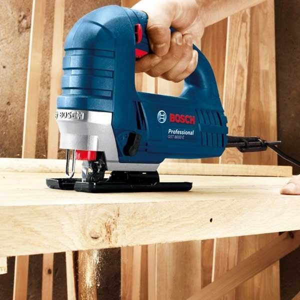 Лобзик Bosch GST 8000 E, 710Вт, 2.5 кг