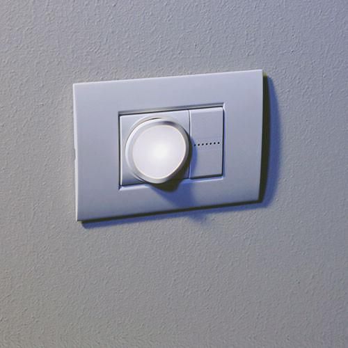 Нічник Legrand LED портативний білий