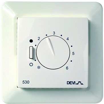 Терморегулятор DEVIreg 530, (+ 5 + 45С), механічний, датчик на проводі 3м, 85 х 85мм, макс. 15A, білий