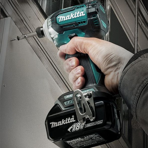 Гайковерт Makita DTD170RTJ, акумуляторний, 18В  LXT, 2*5.0 Ач, 175Нм, кейс
