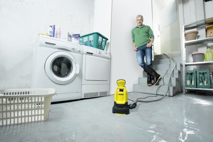 Насос дренажний Karcher SP 2 Flat для чистої води, висота води 1мм, 250Вт, 6000л/год