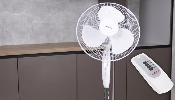 Вентилятор Ardesto FN-R1608RW білий з ДУ