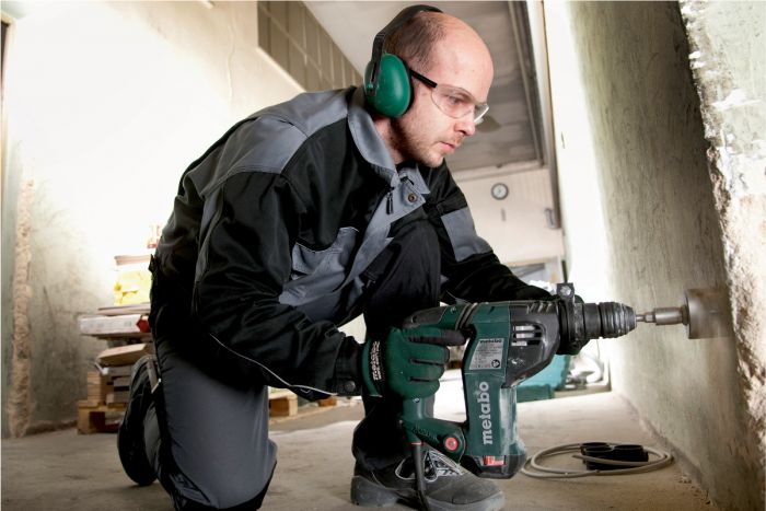 Перфоратор Metabo KHE 3251 800Вт, комбі, 3 режима, пластик.кофр, змінний патрон