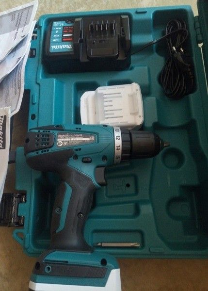 Шуруповерт Makita DF347DW, 14.4 В, 1.3 Ач, G-battery, 1.4 кг