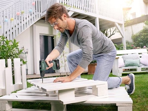 Шуруповерт-дриль Bosch UniversalDrill 18, 18В, 1х1.5аг., 30 Нм, 1.19 кг