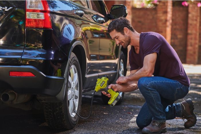 Ryobi Компресор акумуляторний ONE + R18PI-0, 10.3бар / 150PSI, 16л / хв, solo (без АКБ і ЗУ)