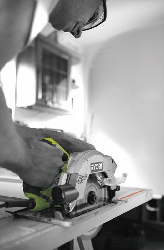 Ryobi Пила дискова RCS1600-PG, 190х24мм, 1600Вт, лазер, 3.7кг