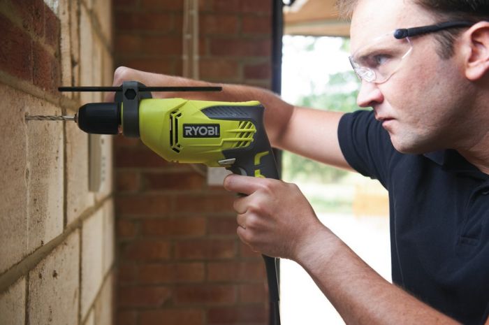 Ryobi Дриль ударний RPD680-K, 680 Вт, 13мм БЗП, 1.7кг