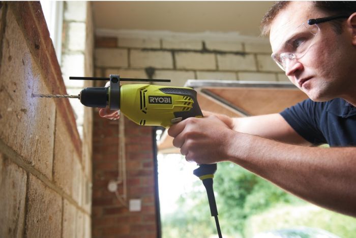 Ryobi Дриль ударний RPD680-K, 680 Вт, 13мм БЗП, 1.7кг