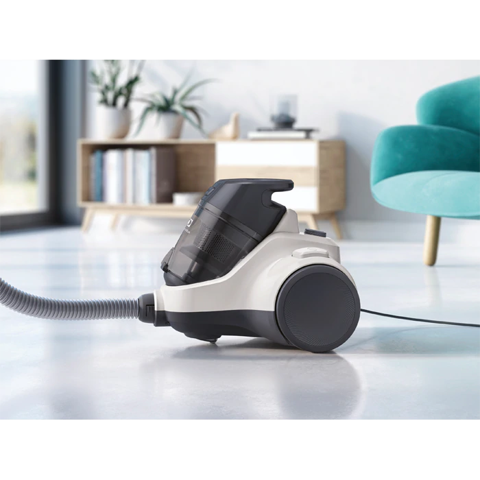 Пилосос Electrolux EC41-2SW