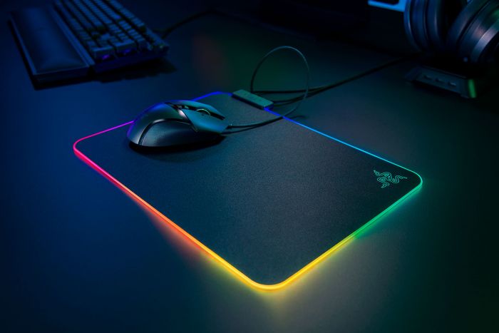 Ігрова поверхня Razer Firefly V2 RGB M Black (355х255х3мм)