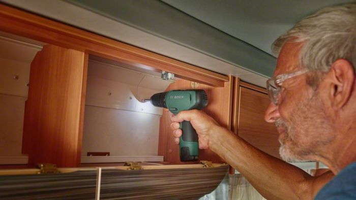 Шуруповерт-дриль Bosch EasyDrill 1200, 12В, 1кг
