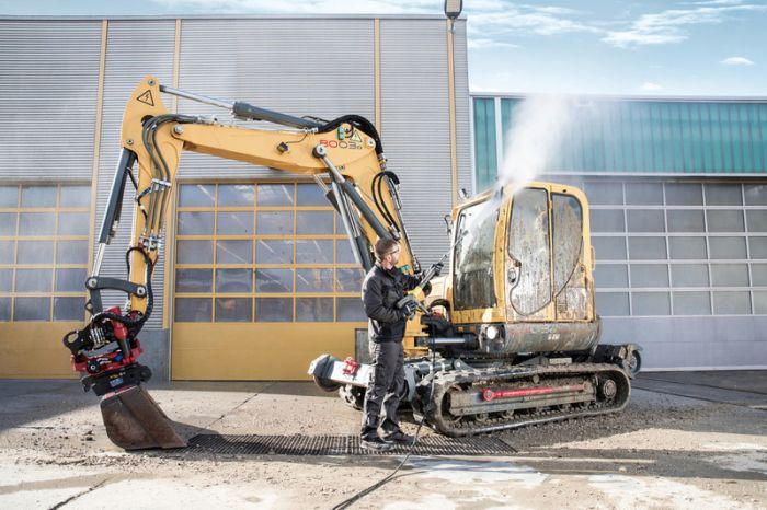 Очисник високого тиску Karcher HD 6/15 М професійний (без нагрівання води)