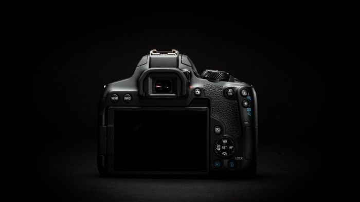 Цифр. фотокамера дзеркальна Canon EOS 850D kit 18-135 IS nano USM Black