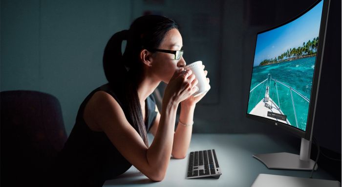 Монітор LCD 31.5" DELL S3221QS 2xHDMI, DP, USB3.0, MM, VA, 3840x2160(4K), 99%sRGB, CURVED, FreeSync