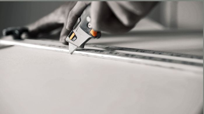 Fiskars Ніж будівельний CarbonMax, трапецієвидне висувне лезо, 185 мм, 200г