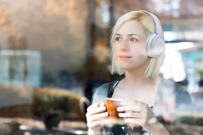 Навушники Philips TAH5205 Over-ear ANC Wireless Mic Білий
