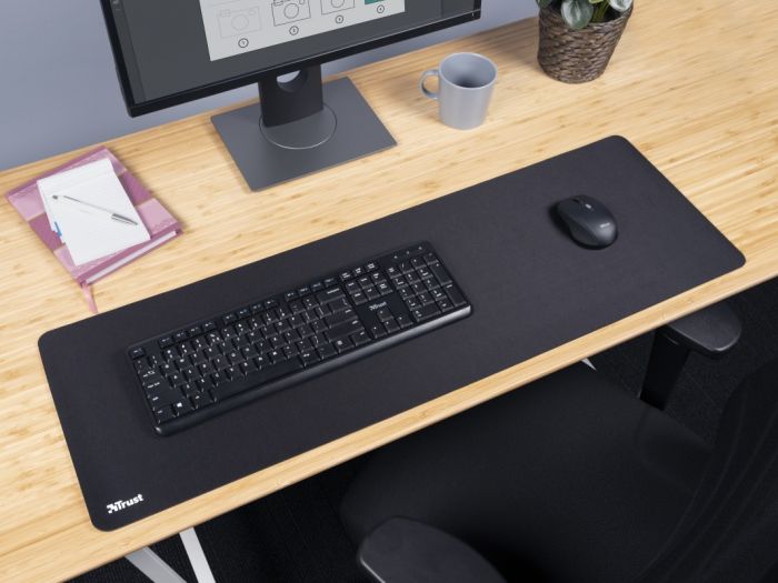Килимок для миші TRUST Mouse Pad XXL Black (930х300х3мм)