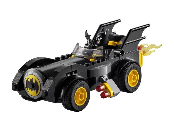 Конструктор LEGO Batman Бетмен проти Джокера: погоня на бетмобілі 76180
