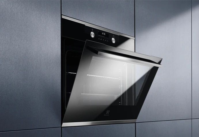 Духова шафа Electrolux OKD6P77WX