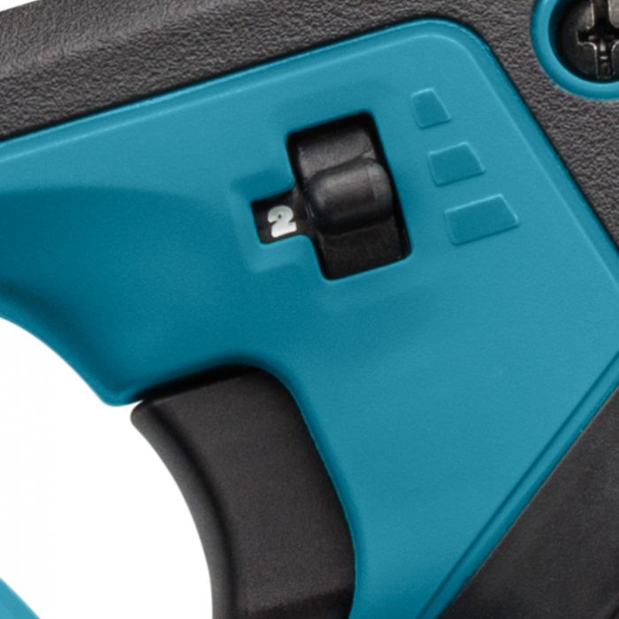 Повітродувка Makita UB101DZ, акум, 10.8В, 2.6 куб/хв, 56 м/с, 1.6кг, Solo (без АКБ та ЗП)