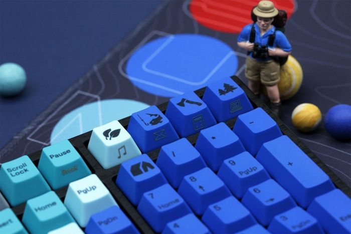 Клавіатура Varmilo VA108M Summit R2 Cherry MX BlueRU