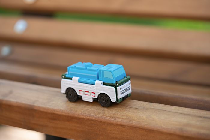 Машинка-трансформер Flip Cars 2 в 1 Водовоз і Позашляховий пікап