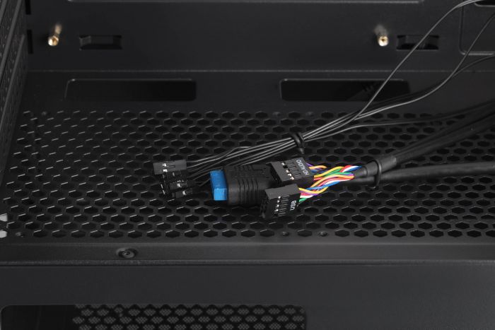 Корпус 2E GAMING RECANO (G3403) MidT, 2xUSB2.0,1xUSB3.0, 4x120мм ARGB, скло (бічна панель),без БЖ,чорний