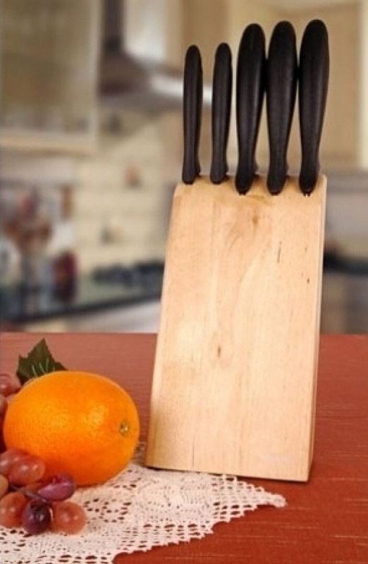 Набір ножів в дерев'яному блоці Fiskars Essential, 5 шт