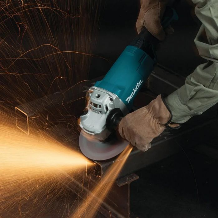 Шліфмашина кутова Makita GA7060, 2200 Вт, 180 мм, 8500 об/хв, 5.3 кг