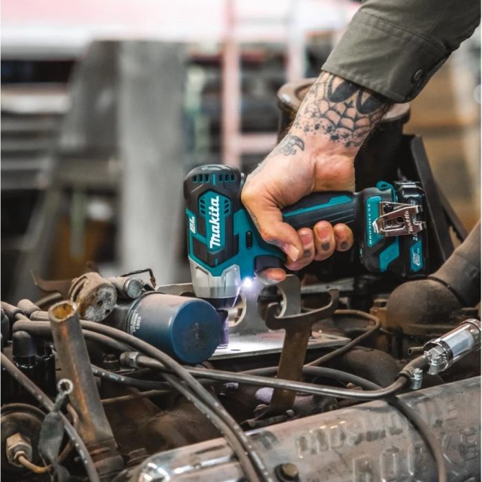 Гайковерт ударний Makita TW161DZ, акумуляторний, 10.8В, CXT, 0-1300/0-2400 об/хв, 165Нм, 1 кг, SOLO