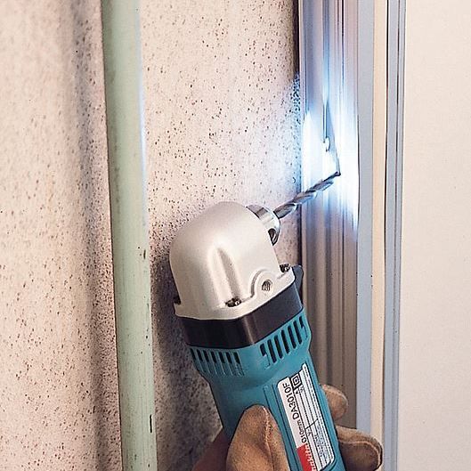 Кутова дриль Makita DA3011F, 450 Вт, 2400 об/хв, 1.5-10мм, 1.6кг