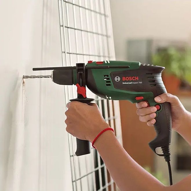 Дриль ударний Bosch UniversalImpact 700 X-line, 700Вт, ШЗП, 1.7кг, набір свердл і біт, кейс