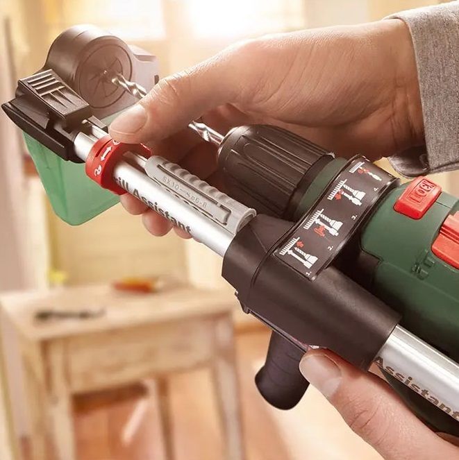 Дриль ударний Bosch UniversalImpact 700 X-line, 700Вт, ШЗП, 1.7кг, набір свердл і біт, кейс