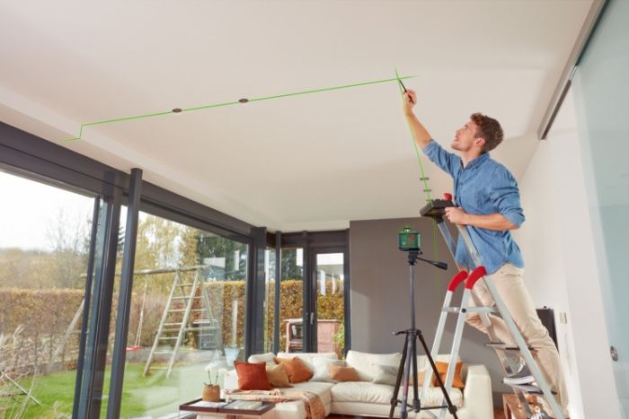 Нівелір лазерний Bosch UniversalLevel 360 Set +TT150 і висок, діапазон± 4 °,± 0.4 мм на 30 м до 24 м, 0.56 кг