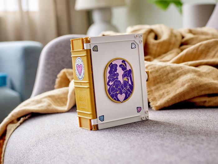 Конструктор LEGO Disney Princess Книга пригод Аріель, Белль, Попелюшки й Тіани 43193