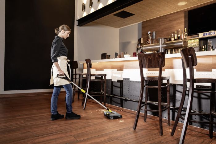 Пилосос Karcher EB 30/1 Li-Ion, 1л, електровіник, акум., роб.ширина 30см, 2.8кг
