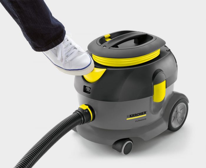 Пилосос Karcher T 12/1 400Hz, для сухого прибирання салону літаків, 900Вт, 110 V, 400 Hz, 24кПа, 12л, 53 л/с, 7.8кг