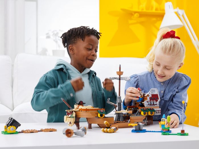 Конструктор LEGO Super Mario Літальний апарат Боузера. Додатковий рівень 71391