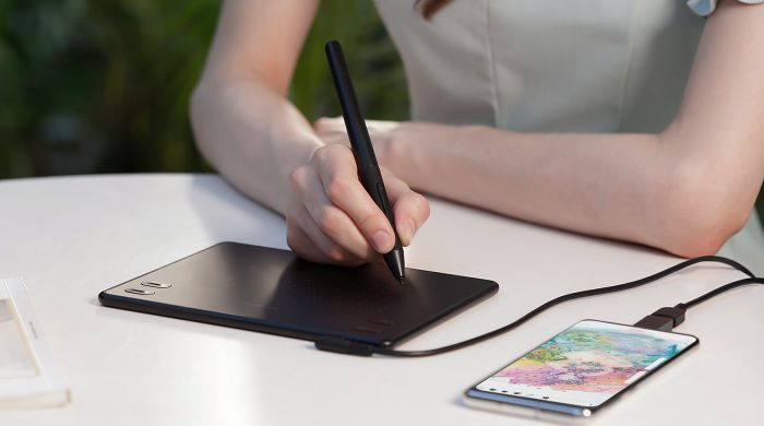Графічний планшет Huion RTE-100 Cosmo Black