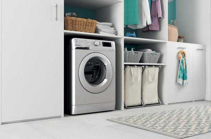 Пральна машина з фронт. завант. Indesit OMTWE71252SEU, 7кг, 1200, A+++, 54см, Дисплей, Сріблястий