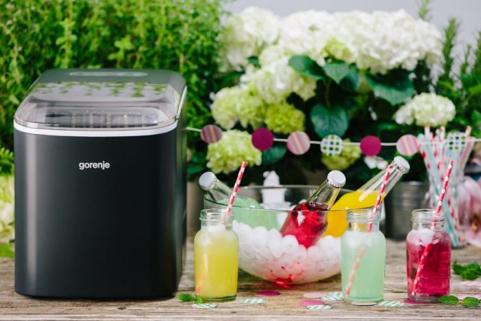 Льодогенератор побутовий Gorenje IMC1200B/ 12 кг/день/ об'єм - 2.2 л/ швидк. пригот.- 9 хв/електронне упр/чорний