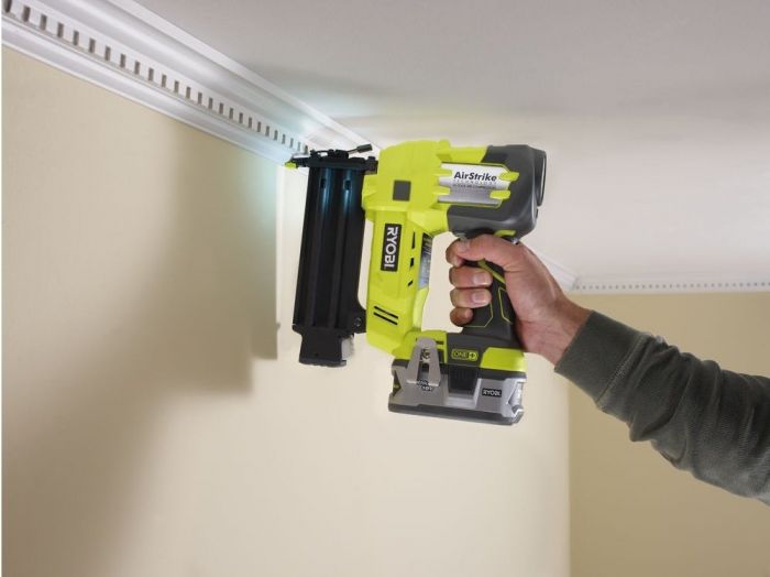 Ryobi Цвяхозабивач ONE+ R18N18G-120S 18В, 1х2.0Аг, 15-50мм (1,2мм)