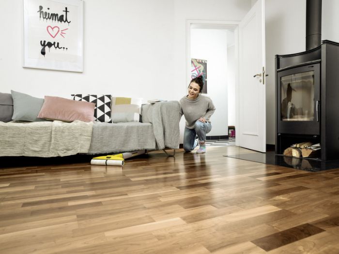 Підлогомийна машина Karcher EWM 2, 7.2 В, 4 Аг, Li-ion, 30 см, 360 л, 140 л, 2.4 кг