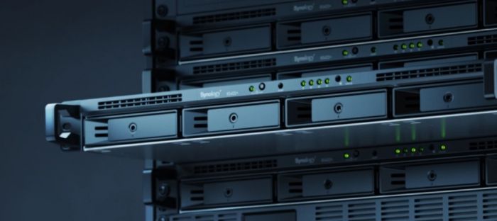 Мережеве сховище Synology RS422+