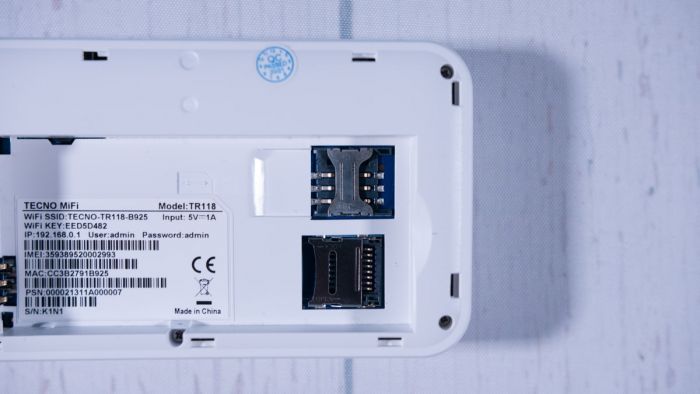 Мобільний маршрутизатор TECNO TR118 4G-LTE, 1x3FF SIM, 1xFE LAN/WAN, 1xmicro-USB, 2600mAh bat.