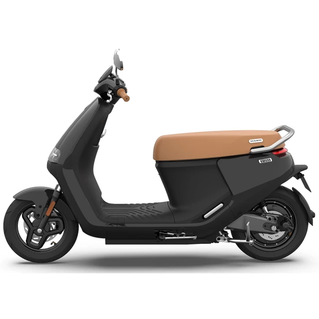 Електроскутер Segway-Ninebot E125S, Black