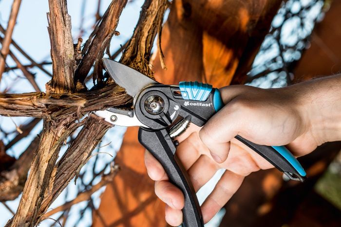 Секатор контактний Cellfast ERGO, d різу 18мм, довжина 20см