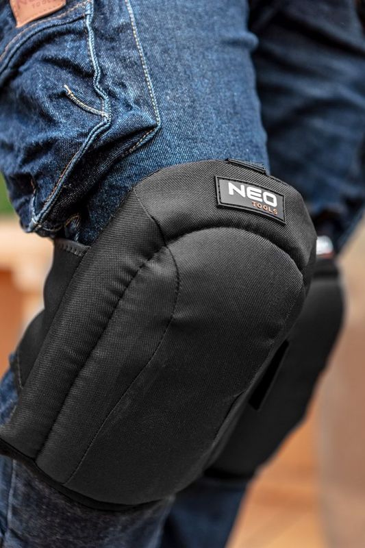 Наколінники захисні Neo Tools, м’яка тканинна подушка, поліестер 600 D, міцність на прокол 100 Н, категорія 1