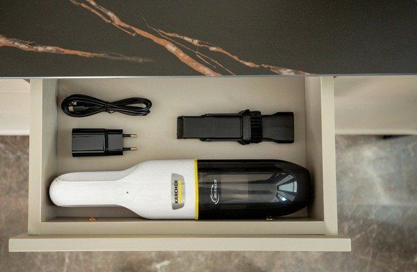 Пилосос ручний Karcher CVH 2 PREMIUM, акумуляторний, Li-ion, 7.2В, 2А, 0,15 л, до 10 хв, 0.55 кг